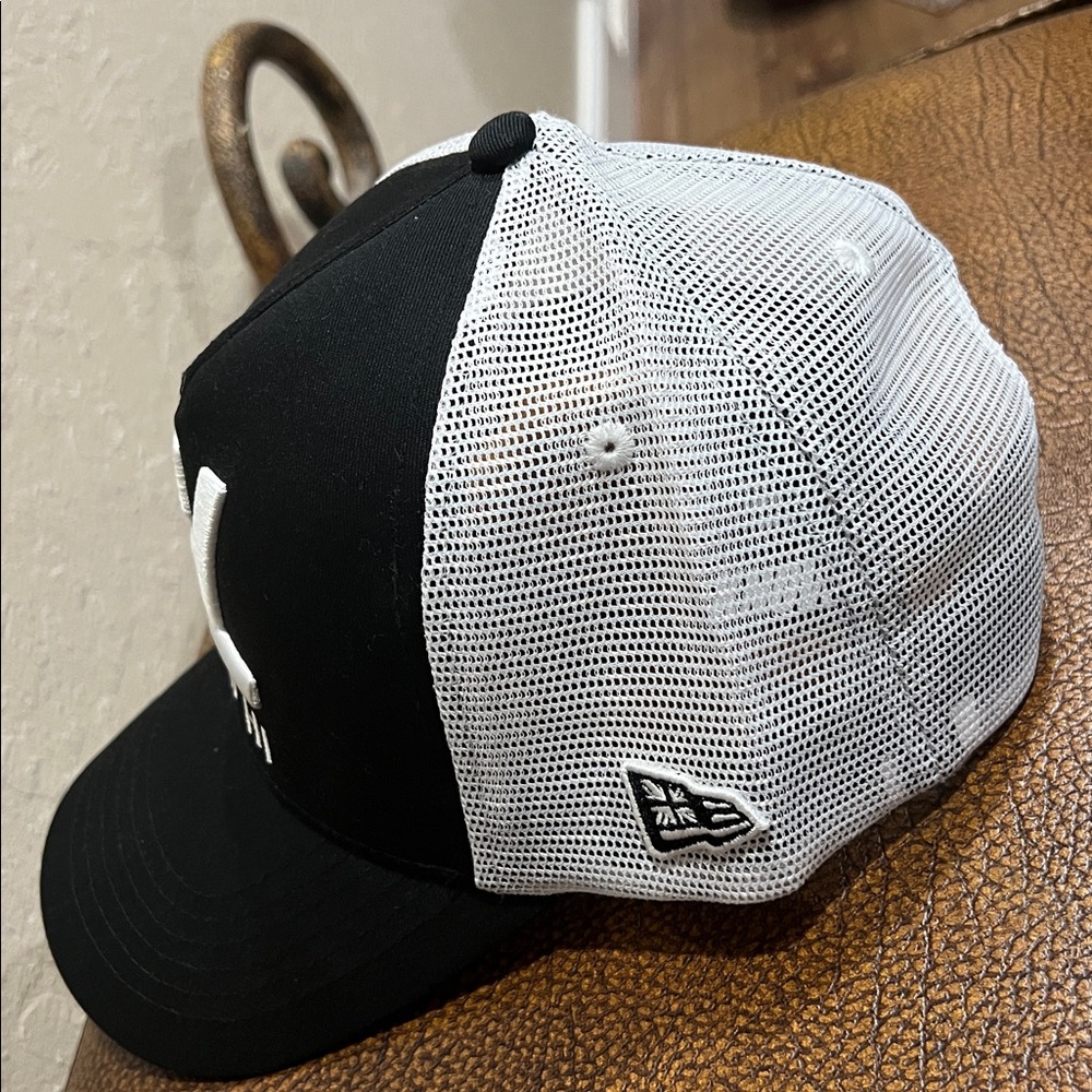 New Defend Hawaii “DFND HI” upside down 78 White & Black A-Frame Trucker Cap! - Picture 6 of 8